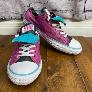 Converse kids size 5 shimmer magenta low top sneakers